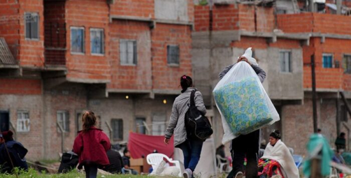 Efecto Milei: más de 3 millones de personas cayeron en la pobreza durante el primer trimestre